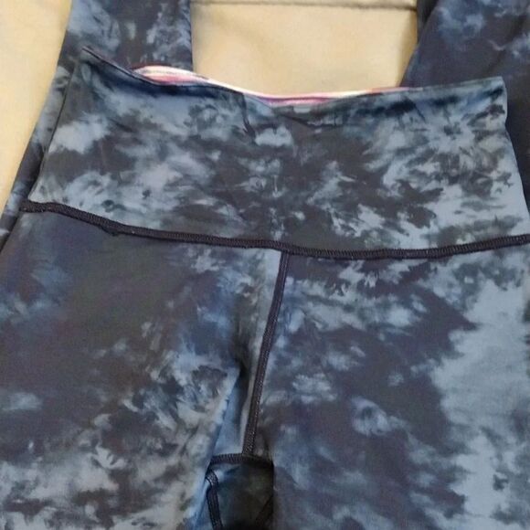 PELOTON Melody Purple Blue High Waist Reversible Workout Leggings Small NWT - Picture 7 of 16